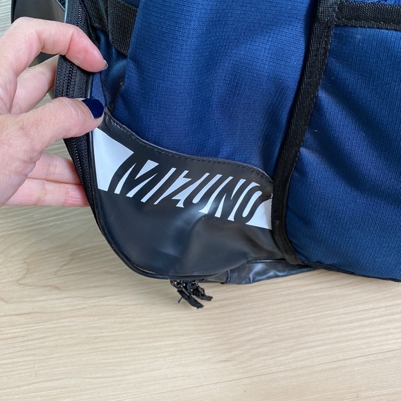 Mizuno Baseball Backpack - Picture 4 of 10